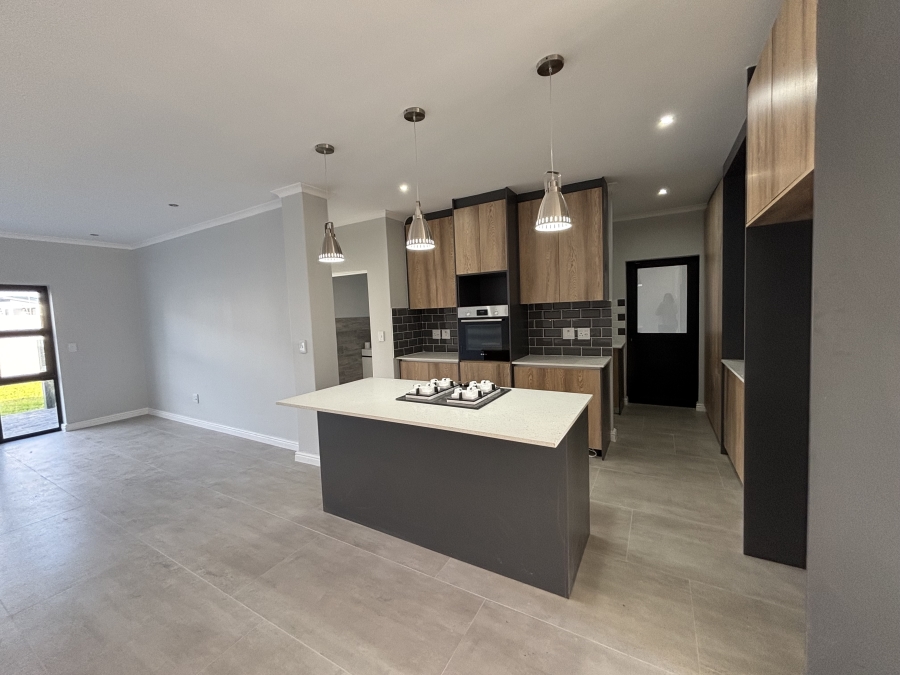 4 Bedroom Property for Sale in Sandown Western Cape